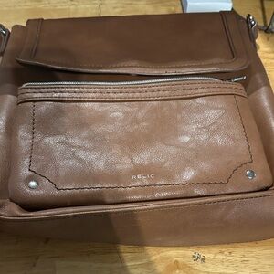 Relic Tan Women’s Messenger Bag